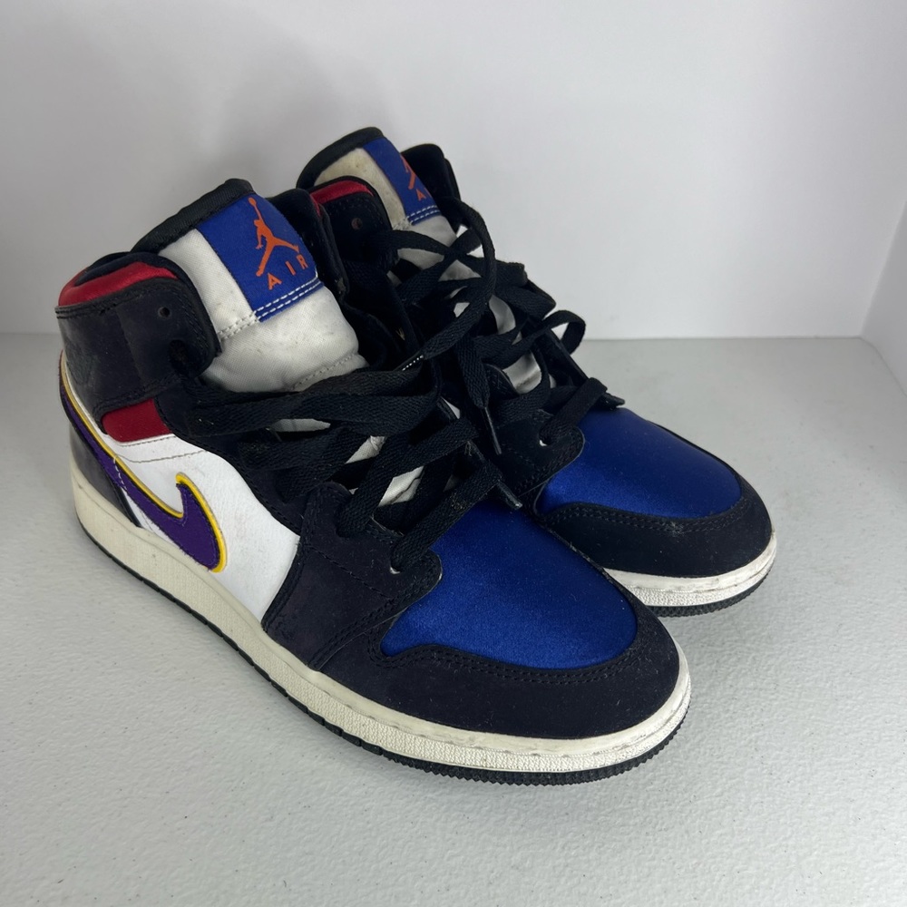Nike Air Jordan 1 Mid SE Rivals Lakers Top 3 GS Sneaker Size 6.5y BQ6931-005